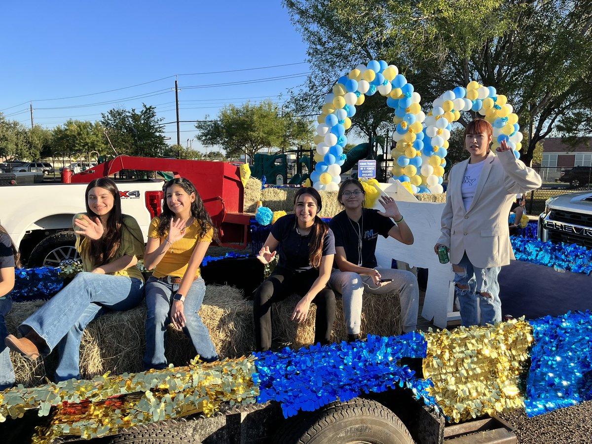 FFA_Memorial's tweet photo. Thank you @armandoare for taking lead on this years FFA Homecoming Float!! You and the @FFA_Memorial  students did an amazing job. @Pride_Mustangs @McAllenISD @McAllenISDCTE https://t.co/KoUTytf62A