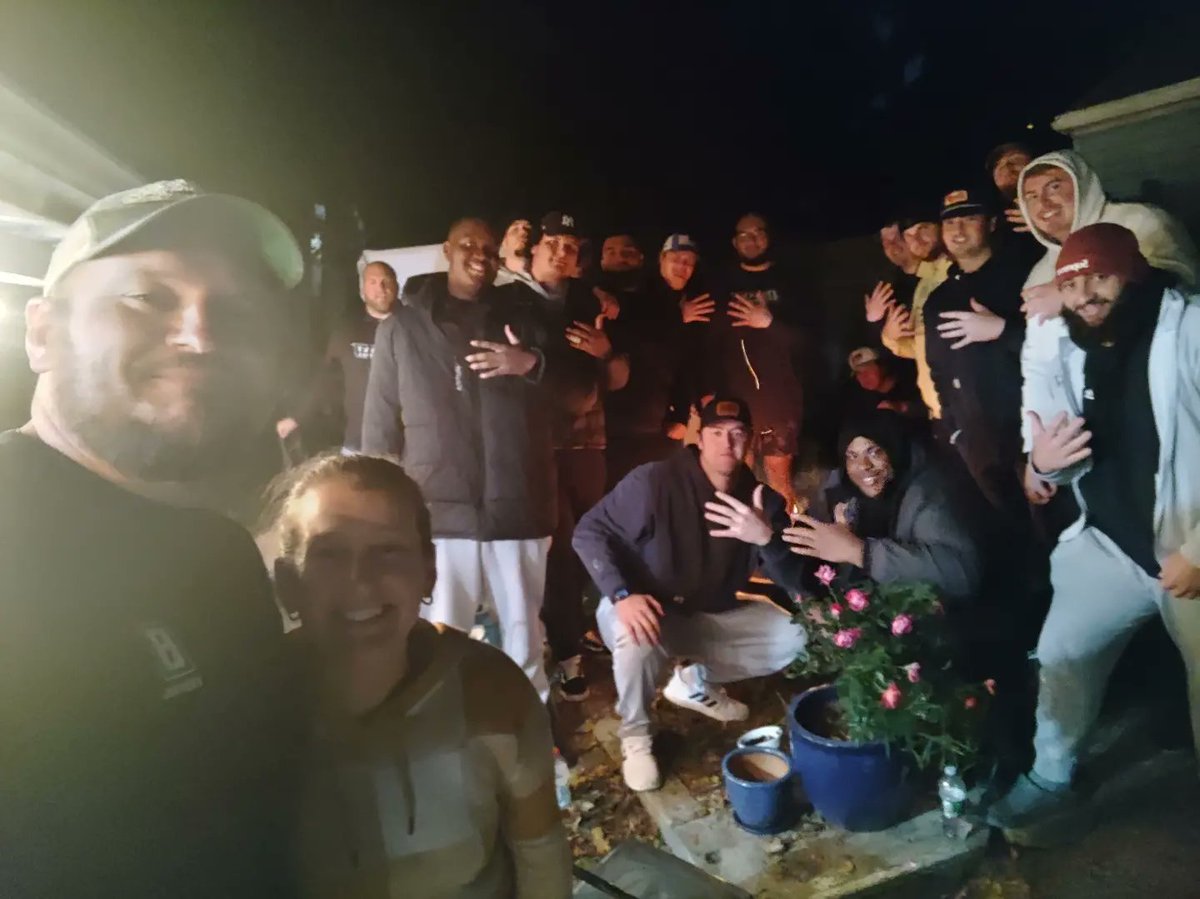 CoachCiocci's tweet photo. Little grilling and Halloween movie action during the bye week. Grateful to coach these guys. #5STRONG #BIGDAWGS https://t.co/lb8ssFGo4e