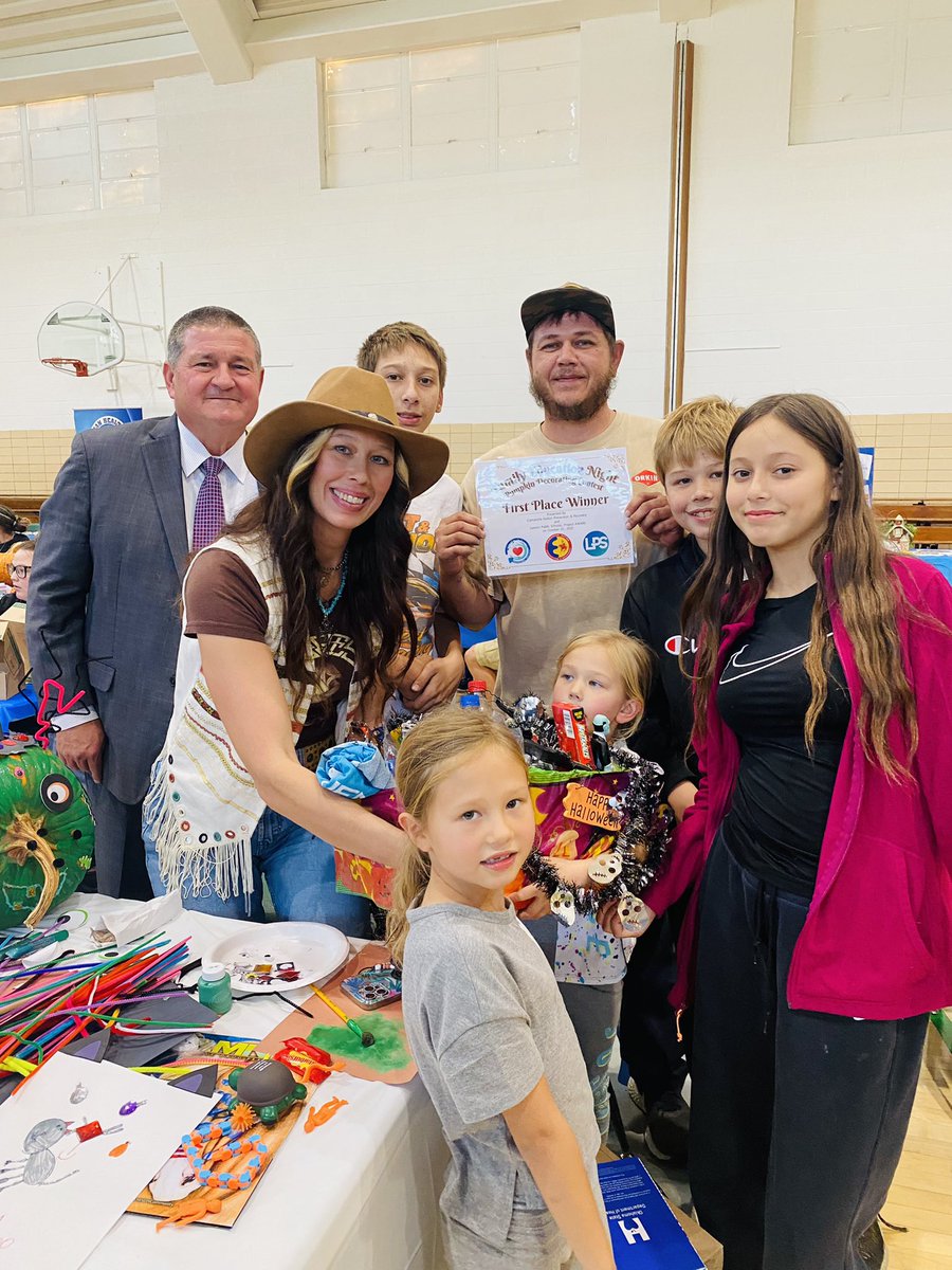 LPSProjectAWARE's tweet photo. Family Education Night was a hit! Thank you everyone who made tonight possible. #MentalHealthAwareness #WeAreLps #OKAWARE #OSDE #oklaed https://t.co/LjKAoyIf6L