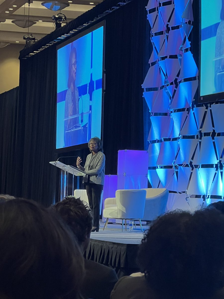 DokuYuriko's tweet photo. A unique opportunity to listen to Anita Hill at the @OmahaWomensFund Lead the Change luncheon gave us inspiration and hope. I am honored to be part of Women’s Fund Circles Class 10! ❤️ https://t.co/qgrzC9WksE