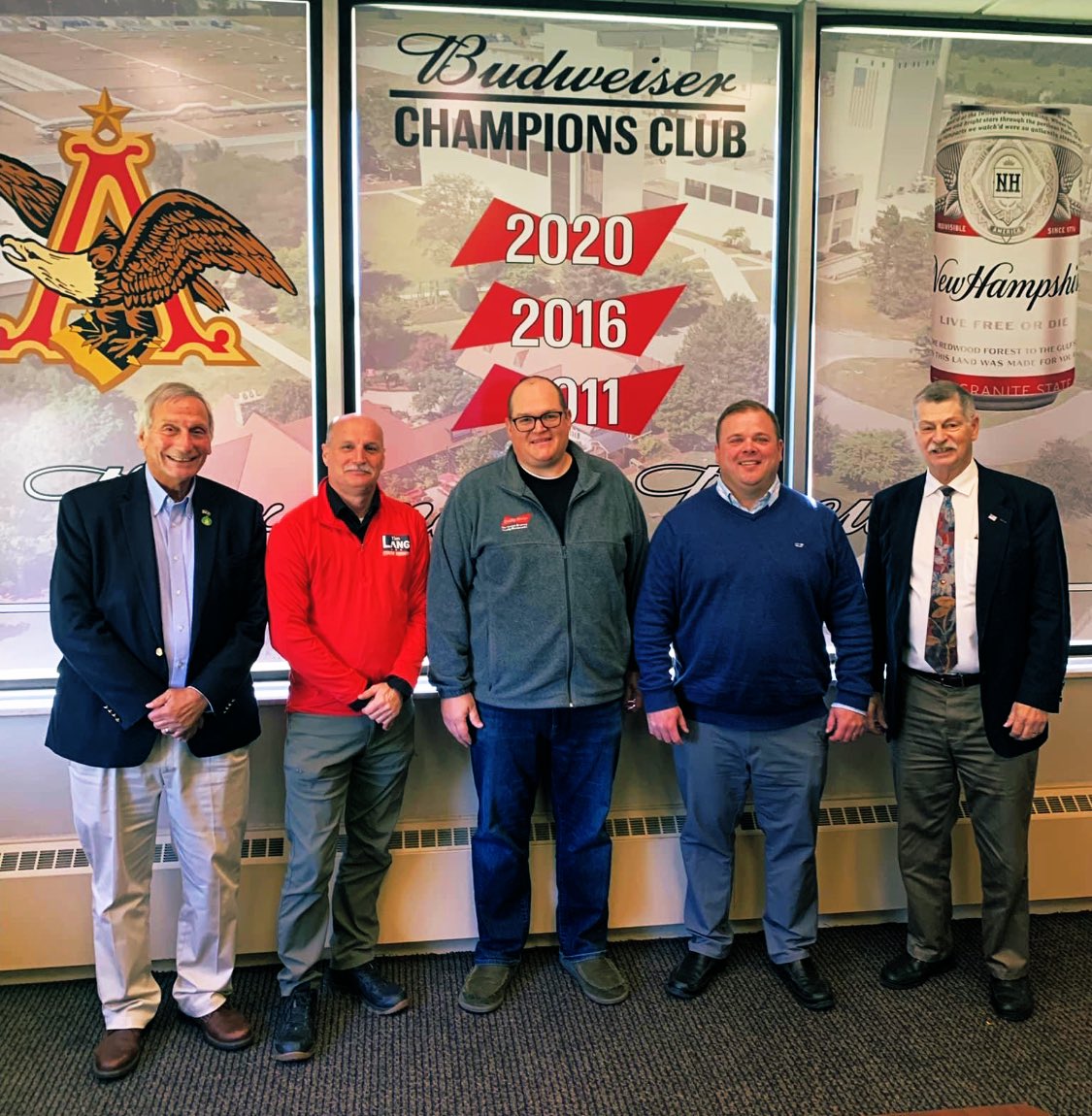 StephenBurm's tweet photo. #NewHampshire State Representatives’ Patrick Abrami, Tim Lang and State Senator Gary Daniels visited the @AnheuserBusch Merrimack Brewery today and met with GM @tomjokerst. Thank you again for your longtime support of our brewery and the beer industry. https://t.co/0DXuGmivXu
