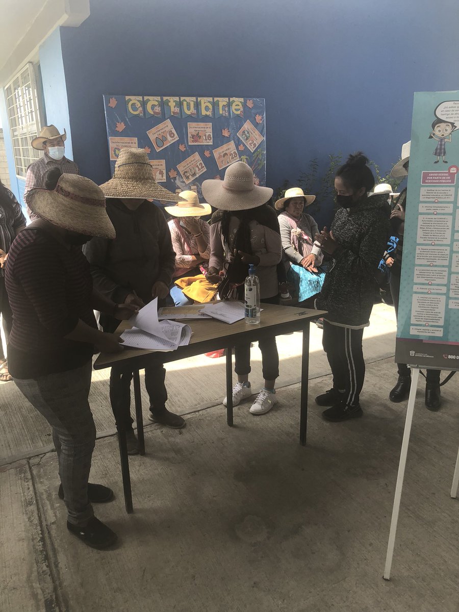 EscNicolasBravo's tweet photo. La escuela primaria Nicolás Bravo realizó la difusión  con la comunidad escolar de protocolos para la prevención, detección y actuación en caso de abuso sexual infantil, acosó escolar y maltrato en las escuelas de educación básica del subsistema educativo estatal.  @ZonP287 https://t.co/0ySqRqwxmw