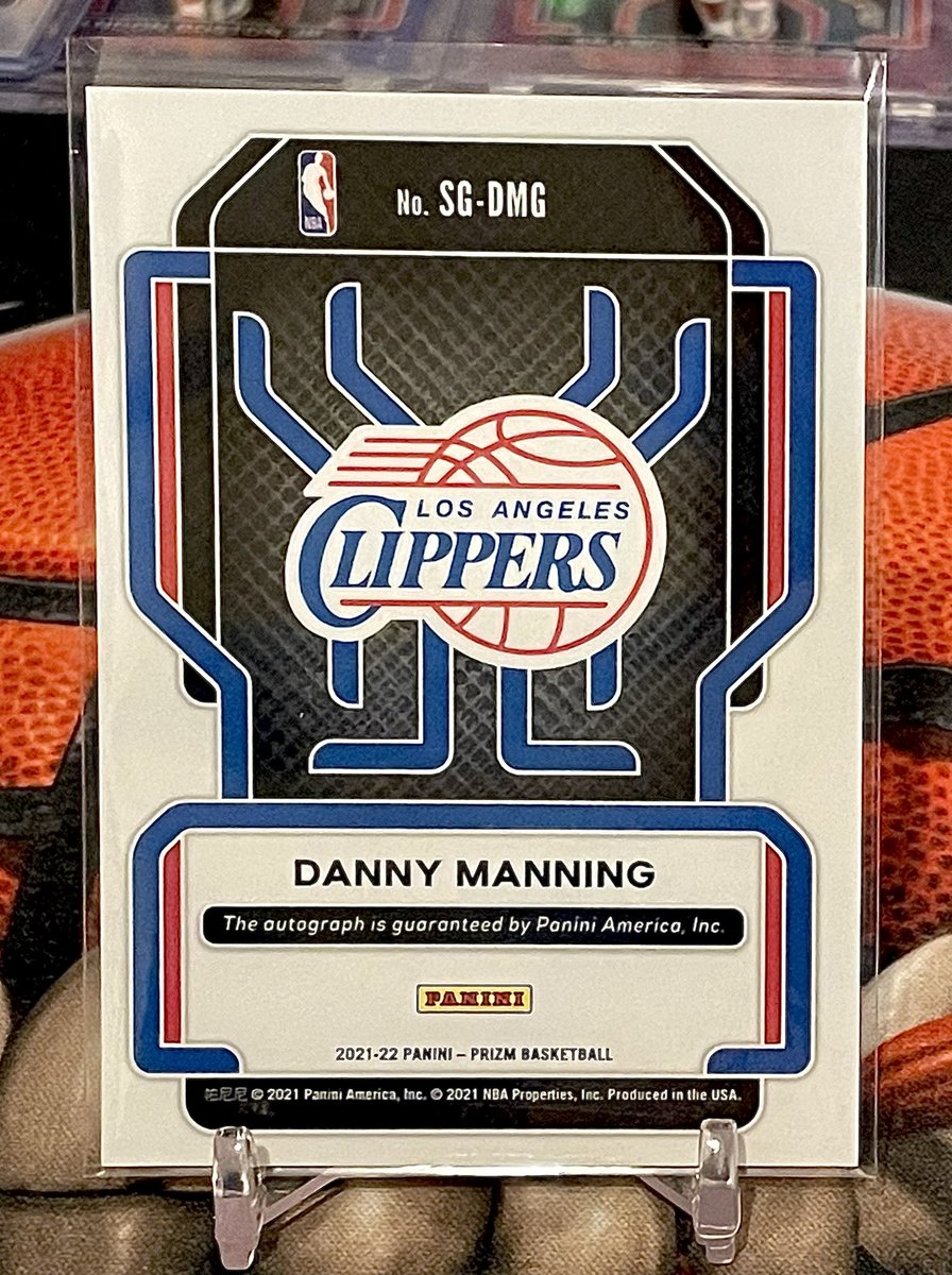 wileycollects's tweet photo. Danny Manning Prizm Auto
$5 PWE $7.50 BMWT
#clippers #ClipperNation #dannymanning #paniniprizm @sports_sell @ILOVECOLLECTIN1 @CardboardEchoes @HiveRetweets @HobbyRetweet_ https://t.co/oOr7TL08Os