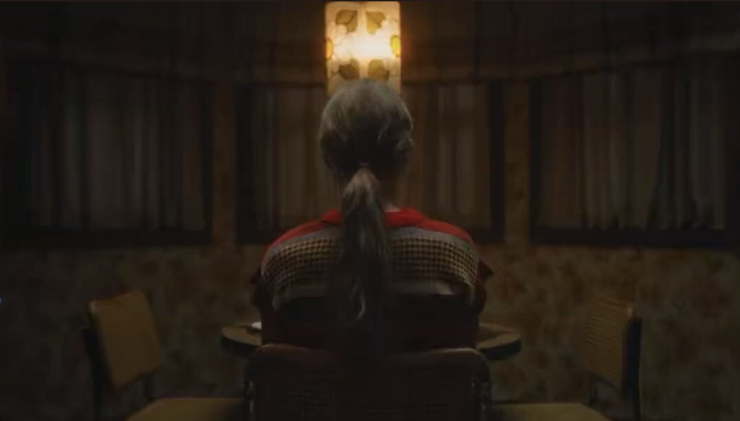 jpgold27's tweet photo. que orgulho da taylor. que orgulho. depois de folklore e evermore, os irmãos esplêndidos, ela ressurge com o trabalho novo dela de forma espetacular. é um álbum visual. ta acontecendo galera. taylor já é meia noite no brasil, vai logo #MidnightsTaylorSwift #Midnight #TSmidnight https://t.co/nBBVznIAyQ