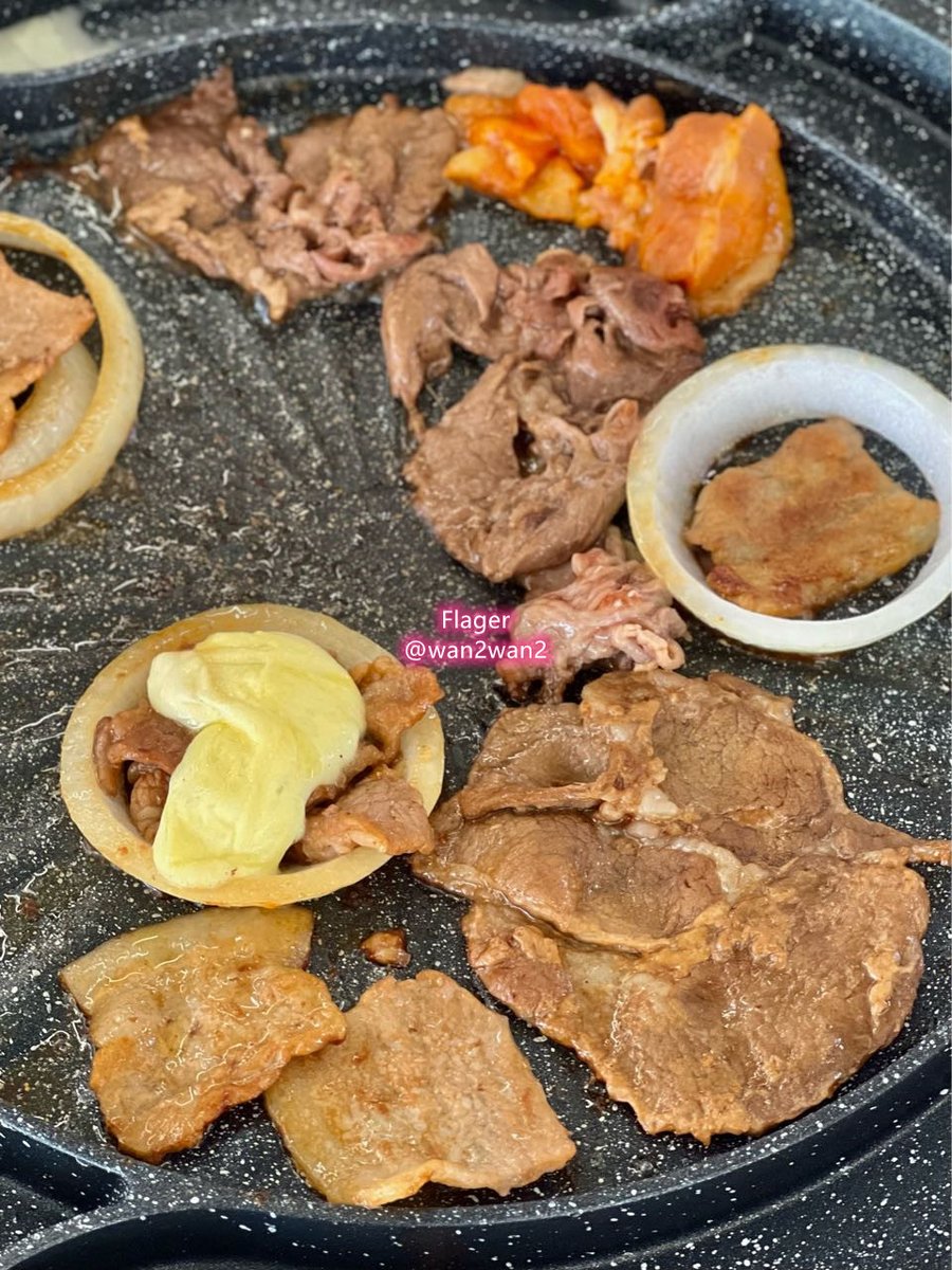 Flager_2021's tweet photo. 🇸🇬$15.9的烤肉自助|蒜香炸鸡一秒入魂
店名:Annyeong Chicken Korean BBQ
周一到周五午餐$15.9 晚餐$19.9🍴
强推一下他们家的炸鸡🍗
📍在Aljunied地铁站附近 走路5分钟
#Singapore #flager
来源:Flager用户@ wan2wan2
主页有更多新加坡吃喝玩乐分享哦~
👉点击查看https://t.co/A4URuKl1zE https://t.co/6gHvbTDhaz