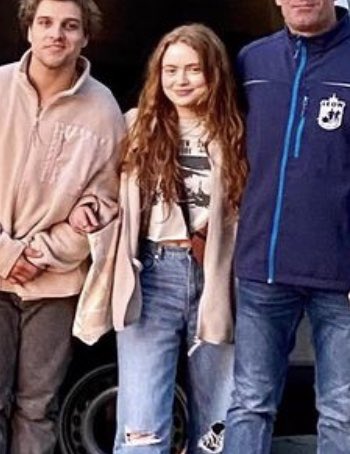 sadie thinker tweet media