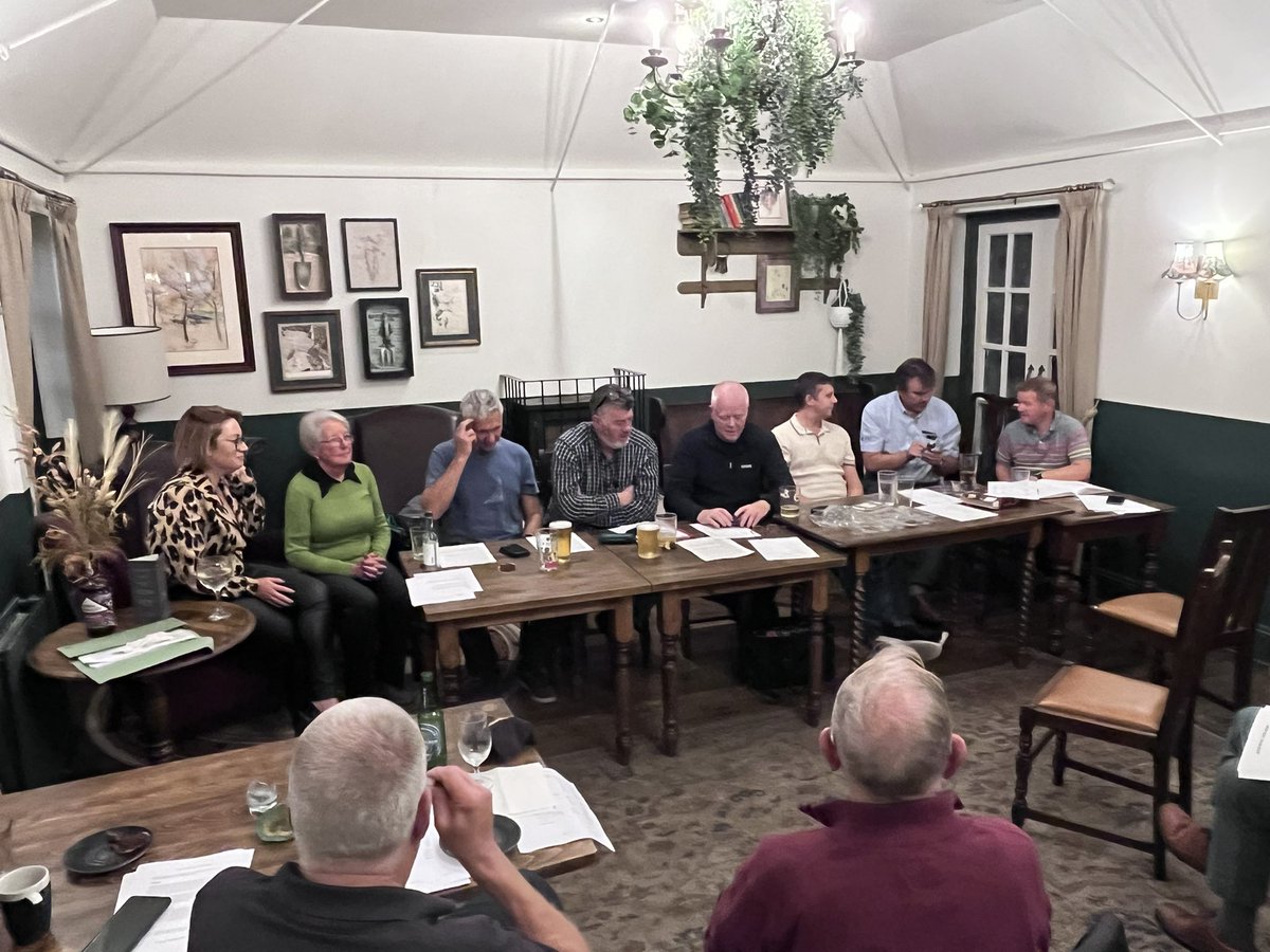 1105_bsac's tweet photo. The annual #AGM #club meeting #AGM @1105_bsac @BSACdivers #diving #boat https://t.co/ebSf5UHIAH