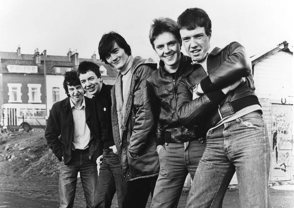 SongwritingMag's tweet photo. On this day in 1978, @TheUndertones_ released 'Teenage Kicks'. The Derry band’s chief songwriter and guitarist John O'Neill talks us through one of the most iconic songs of its era...
https://t.co/4OD4uOVFrW
#otd #howiwrote #teenagekicks #theundertones #johnoneill #songwriting https://t.co/1Ih3gJgLBl