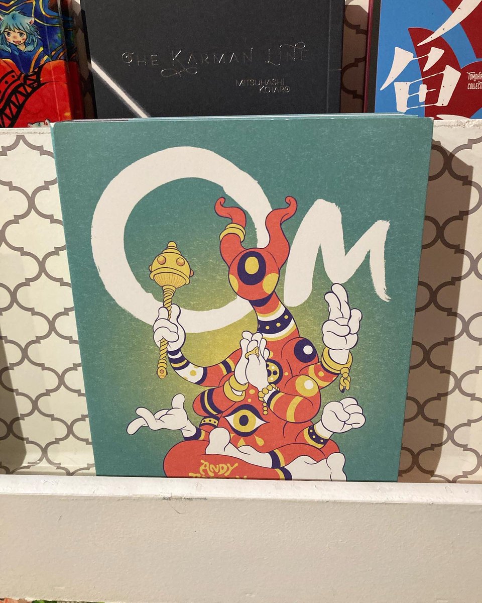 WakeupComics's tweet photo. A few new things and some restocks from Mansion Press. The collection with a new final story of Josh Simmons and Patrick Keck’s bootleg Batman odyssey, Dream of the Bat; Om by Andy Barron; Family Fun by Jesse Simpson and more copies of Fata Morgana by Jon Vermilyea. https://t.co/J15z3XZIEo