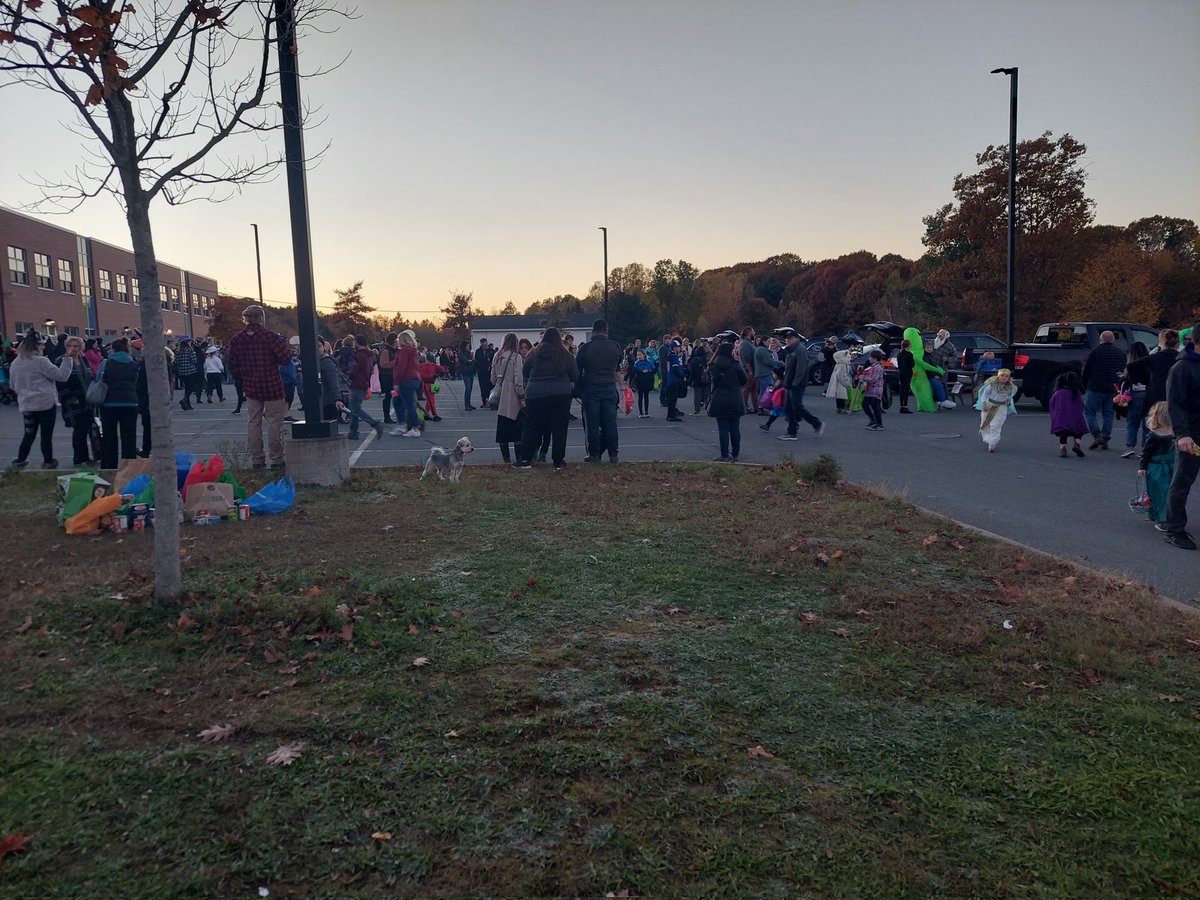 We had a blast tonight at our PTA sponsored Trunk or Treat. Thank you to those who came. We gave out over 15 000 pieces of candy! Brush your teeth and eat it moderation!