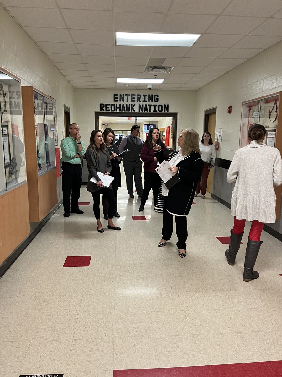 Laura Blakes tweet media