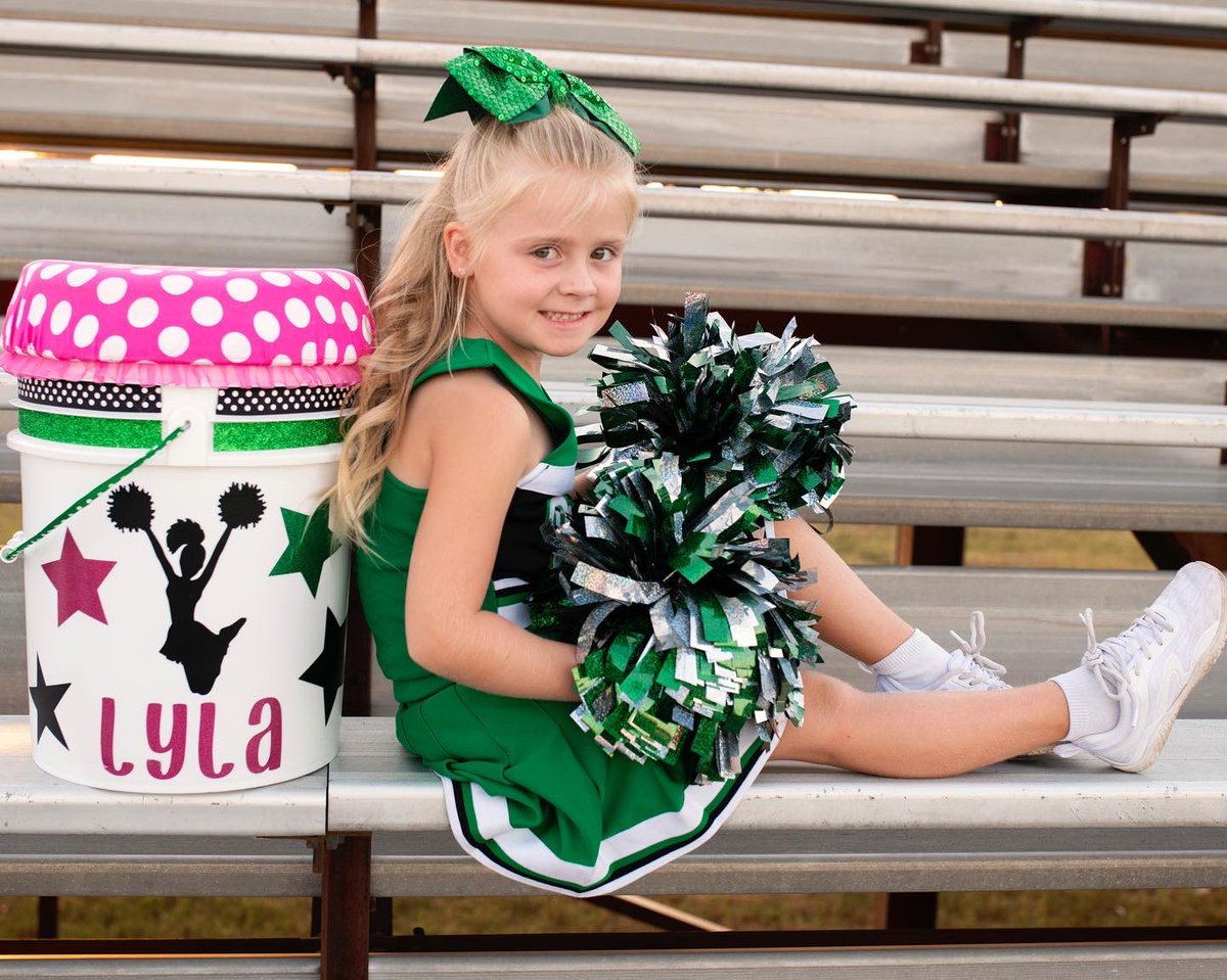 jbair13's tweet photo. 📣 My sweet Cheerleader! 📣 https://t.co/Kn1cIDBkSD