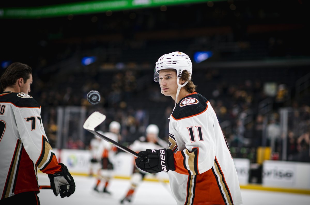 AnaheimDucks's tweet photo. Gettin' ready for the Bs in Boston
#FlyTogether https://t.co/OODs8vObQZ