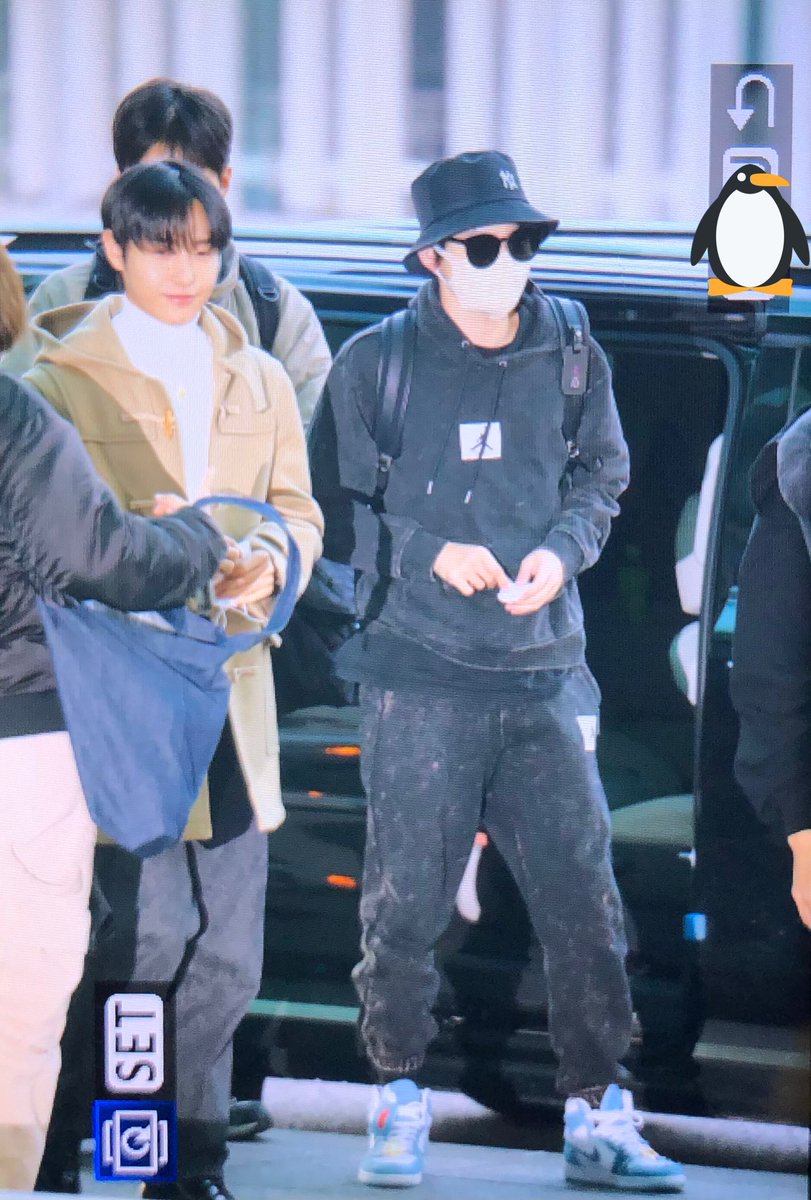 hugebabysitter's tweet photo. #chenle #천러 #엔시티드림 1021 icn
#NCTDREAM https://t.co/padNdF0Mtw