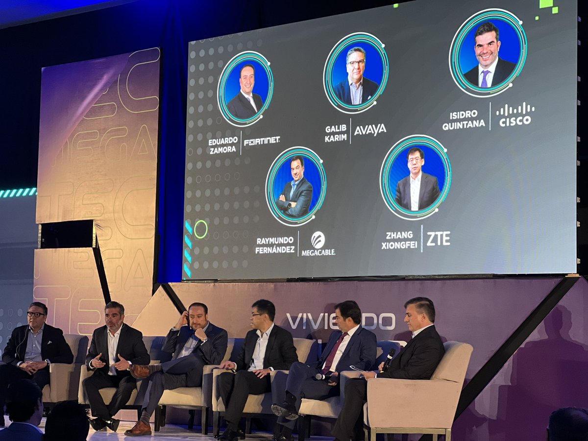 Raúl Carballo tweet media