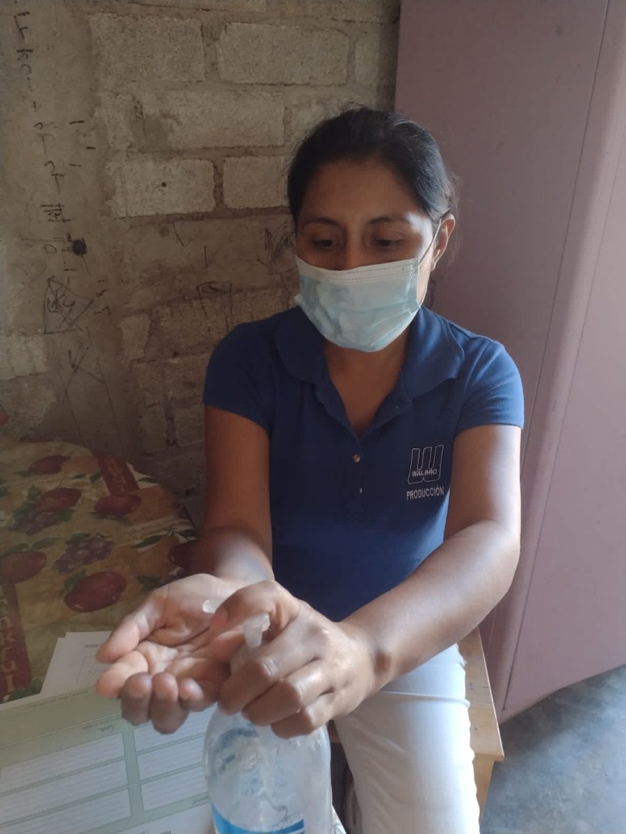 IeeaNochixtlan's tweet photo. En las comunidades de San Juan #Tamazola y Asunción #Nochixtlán, son sedes de aplicación de examen en papel, en donde participan educandas que se encuentran estudiando su nivel Primaria y Secundaria para avanzar en su proceso educativo y lograr concluir su nivel básico. https://t.co/ilmQQH04Ye