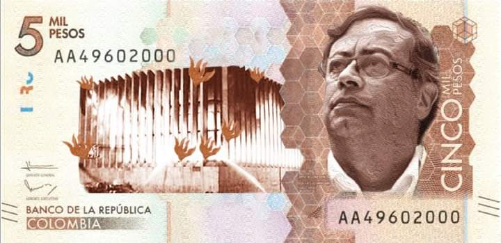 Enrique_GomezM's tweet photo. ¿Gracias Petro? Por hundir la economía de Colombia y comenzar el proceso de caos jamás vivido en el país. Que desgracia Petro. https://t.co/Hu1vhNXSEy