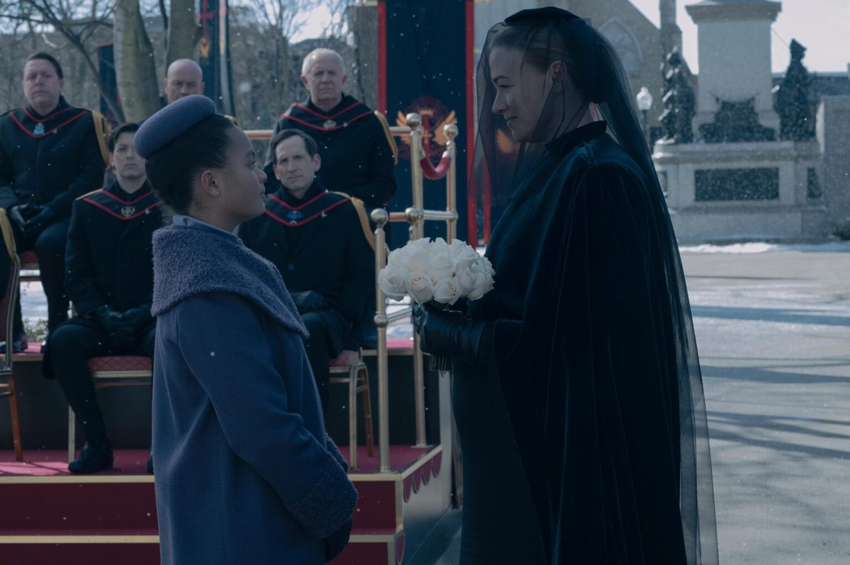 handmaidsfans's tweet photo. Thoughts on Season Five of #TheHandmaidsTale so far? 🩸👁‍🗨 https://t.co/2KuMqN2MJn