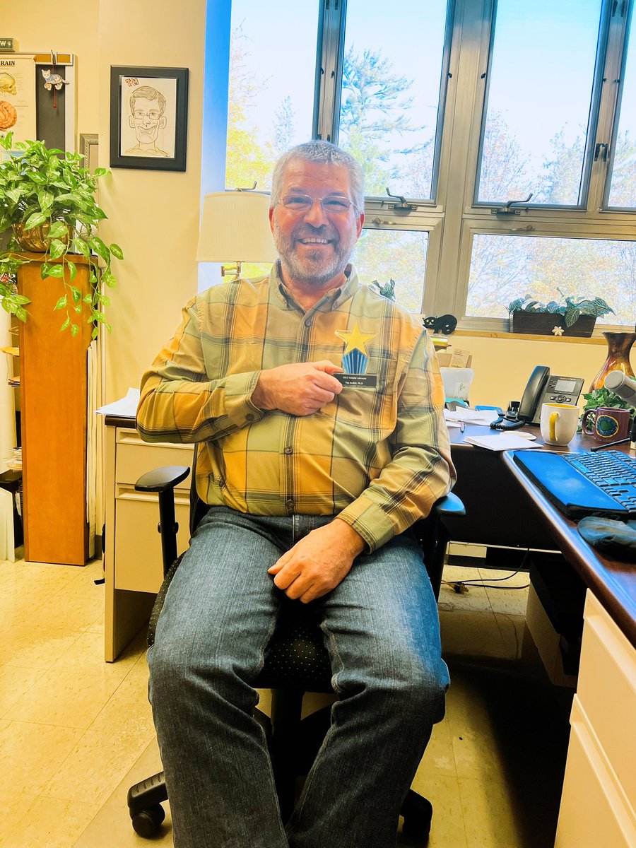 DrEdenWales's tweet photo. Jump for joy for #NationalTransferStudentWeek! Transfer students bring unique insights to @ClarkeU; we’re grateful they’re here! We’re also thankful for the professionals that help students find their fit at Clarke, like Professor Tim Boffeli, #TransferAdvocate of the year! 💙💛 https://t.co/gSSPWPftuM