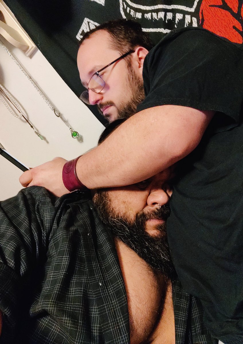spacebear84's tweet photo. So does this happen with anyone else's Short Top? He's 5'5, I'm 6ft but I swear he thinks he's Bigger and Taller than me 😂; I just want to be the Big Spoon once in a while 🤣.
#gay #bear #cub #gaybear #gaycub #polycouple #polyamorousrelationship #shorttop https://t.co/eQN6FtHWCY