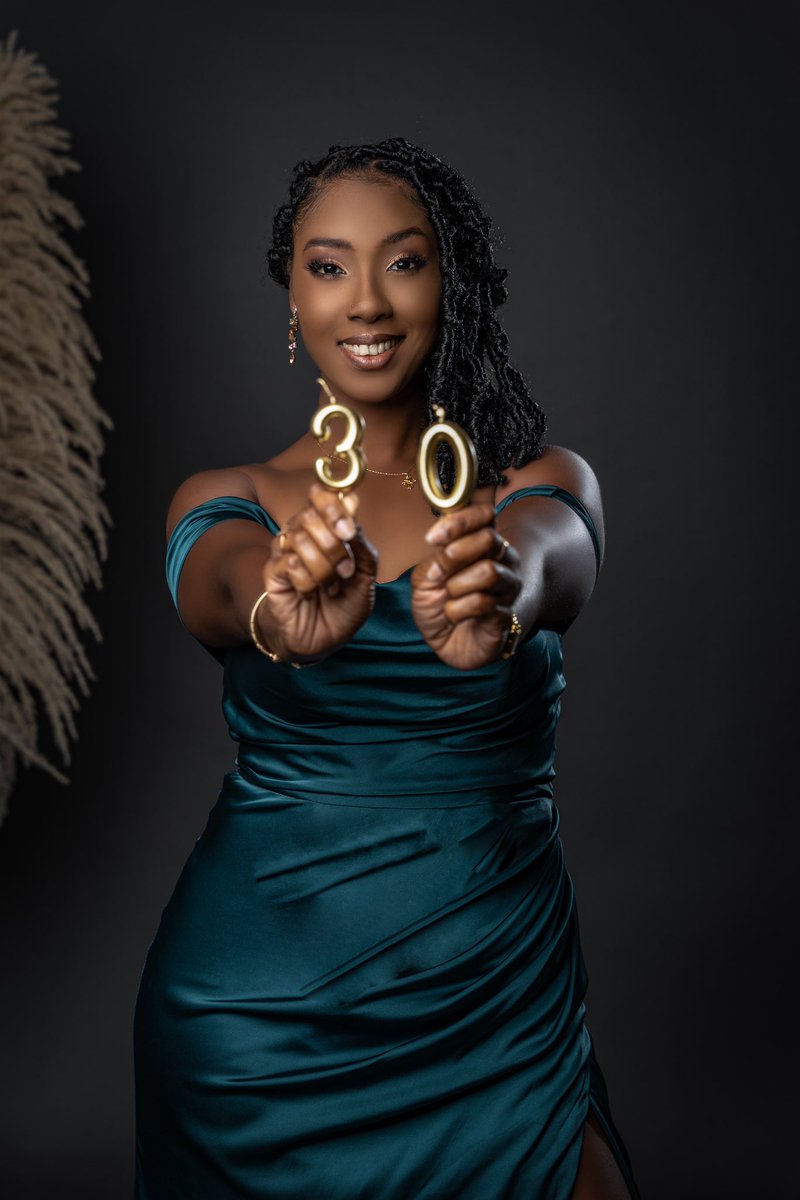 Dguywiththecam's tweet photo. #birthdaygirl #photography #stoneography #melanin https://t.co/beIoKF4Ky7