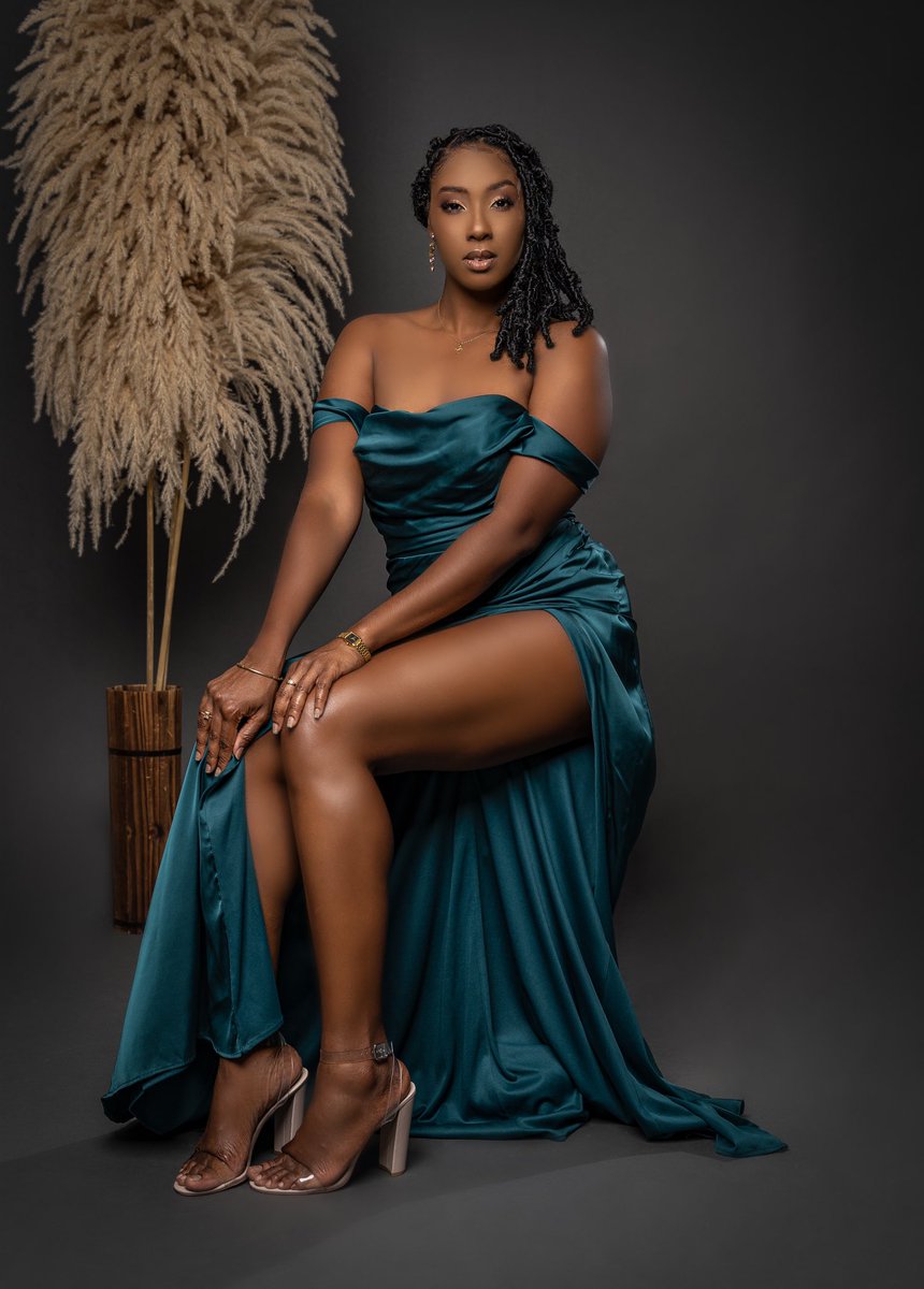 Dguywiththecam's tweet photo. #birthdaygirl #photography #stoneography #melanin https://t.co/beIoKF4Ky7
