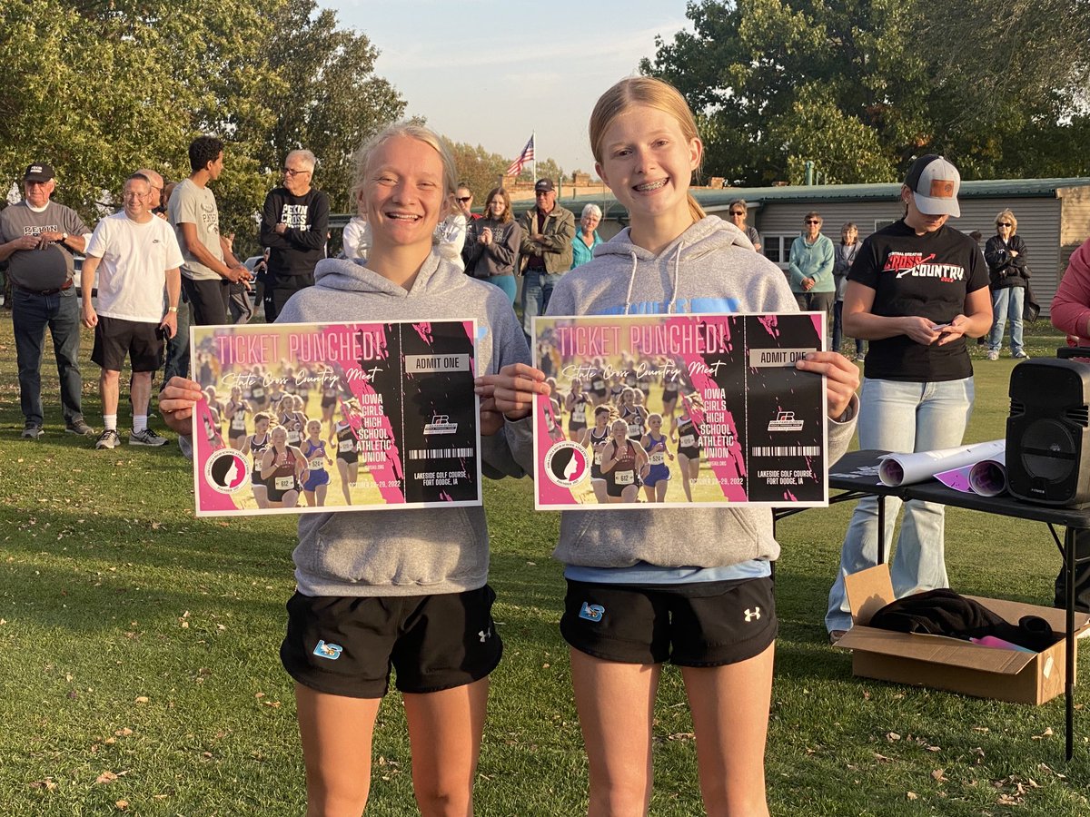 Congrats Greenlee & Olivia!! Greenlee meet champ, now 4 time state qualifier. Olivia 7th avenging herself from 11th last year. Way to go ladies!! #TicketPunched ⁦@IGHSAU⁩ ⁦@LSHawks⁩ ⁦@NDNSports1⁩ ⁦@varneykgrn⁩ ⁦@TrackGuyUSA⁩