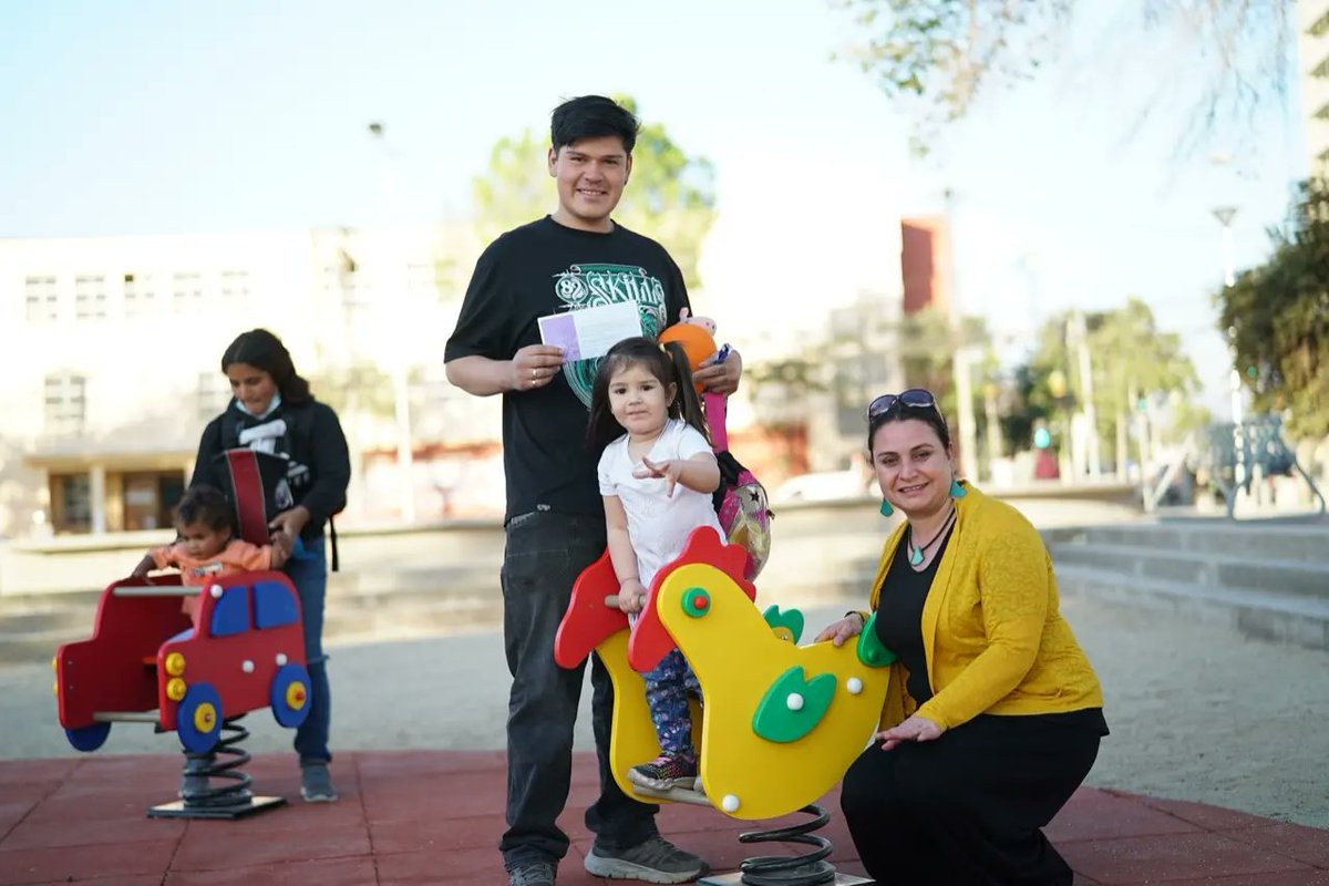 MuniCerrillos's tweet photo. Excelentes noticias para nuestra comunidad!!! 👏

Hoy asistimos a la esperada apertura de la Plaza Pedro Aguirre Cerda ❤️

La infraestructura, financiada por el @GobiernoRM finalizó su construcción y desde hoy ya puede ser utilizada por nuestra comunidad 💪

@facuse_lorena https://t.co/DoTlSldXAM