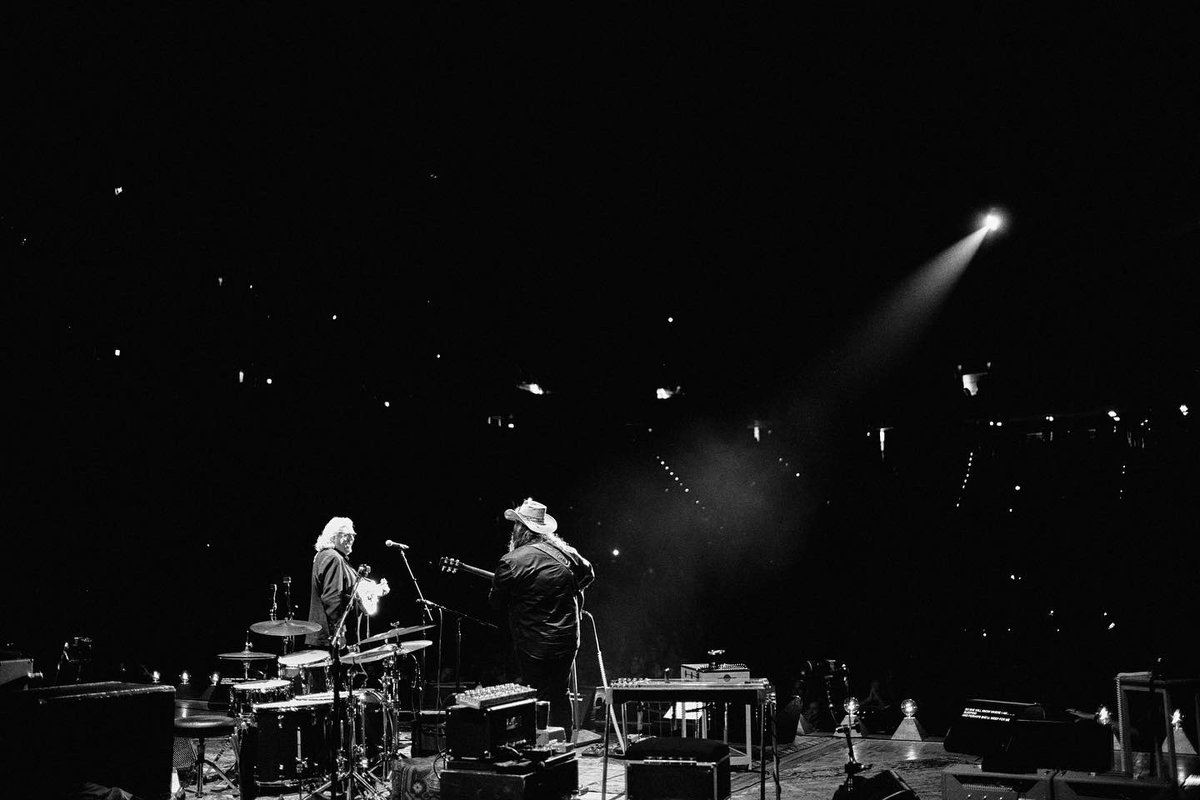 Chris Stapleton tweet media