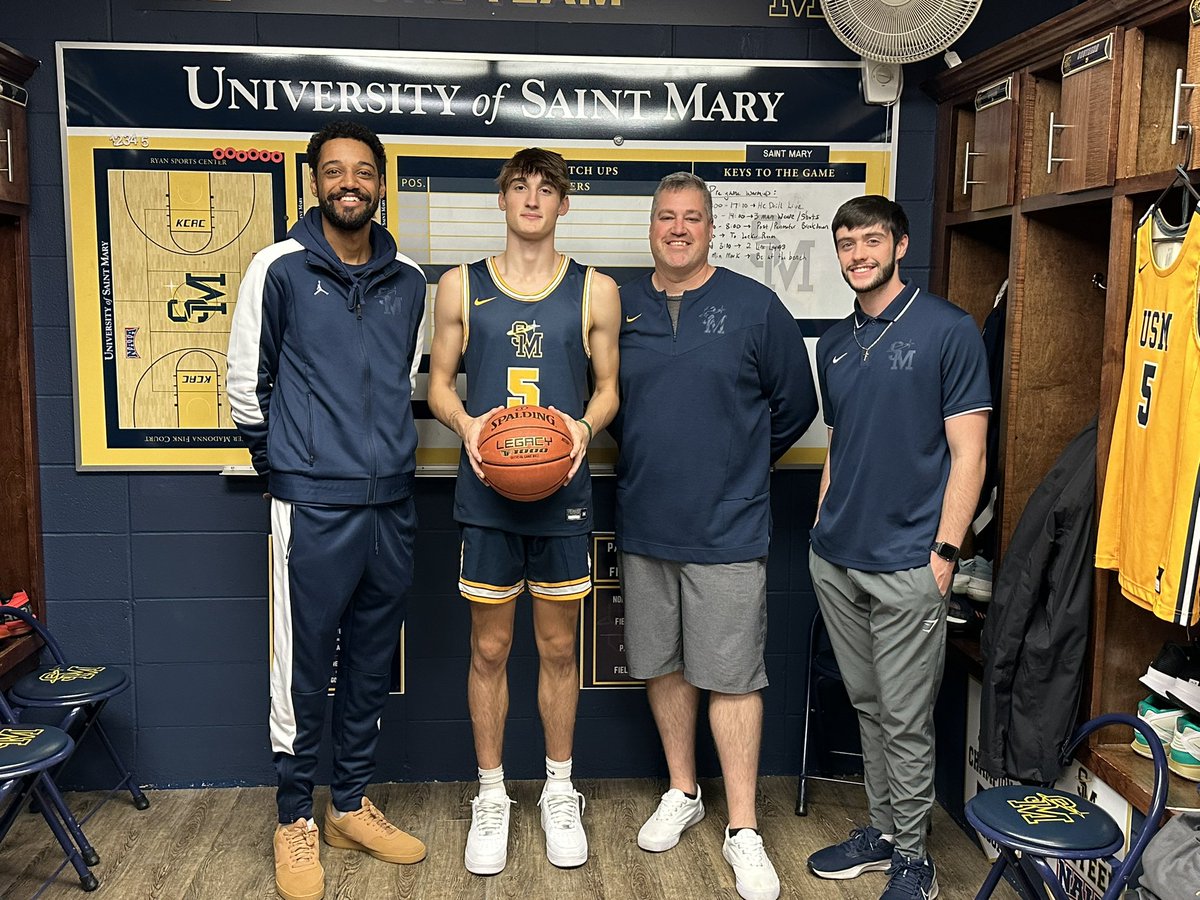 Thank you <a href="/CoachBrownUSM/">Troy Brown</a>, <a href="/Carmichael_USM/">Jamison Carmichael</a>, and @CoachLiamUSM for having me on campus today. I had a great time on my official visit!! Enjoyed watching the <a href="/USM_basketball/">USM Hoops</a> Blue and White scrimmage!! <a href="/BasketballPAC/">PAC Basketball - Pro16</a> <a href="/SMWBasketball/">SMW Basketball</a>