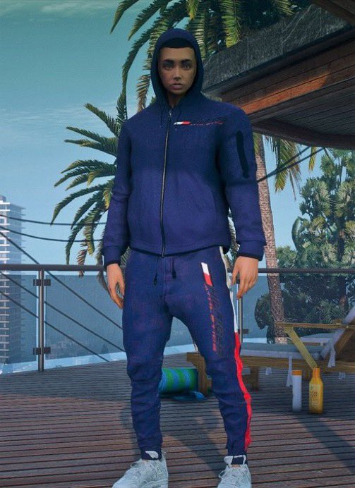 Rapper "Boss Top Smoovie" known for his hit singles and for being as classified as the "gang rapper turned positive" announced Thursday morning that he's taking a break from music and will be focusing on gaming content and managing his artists on his label.

W or L⁉️