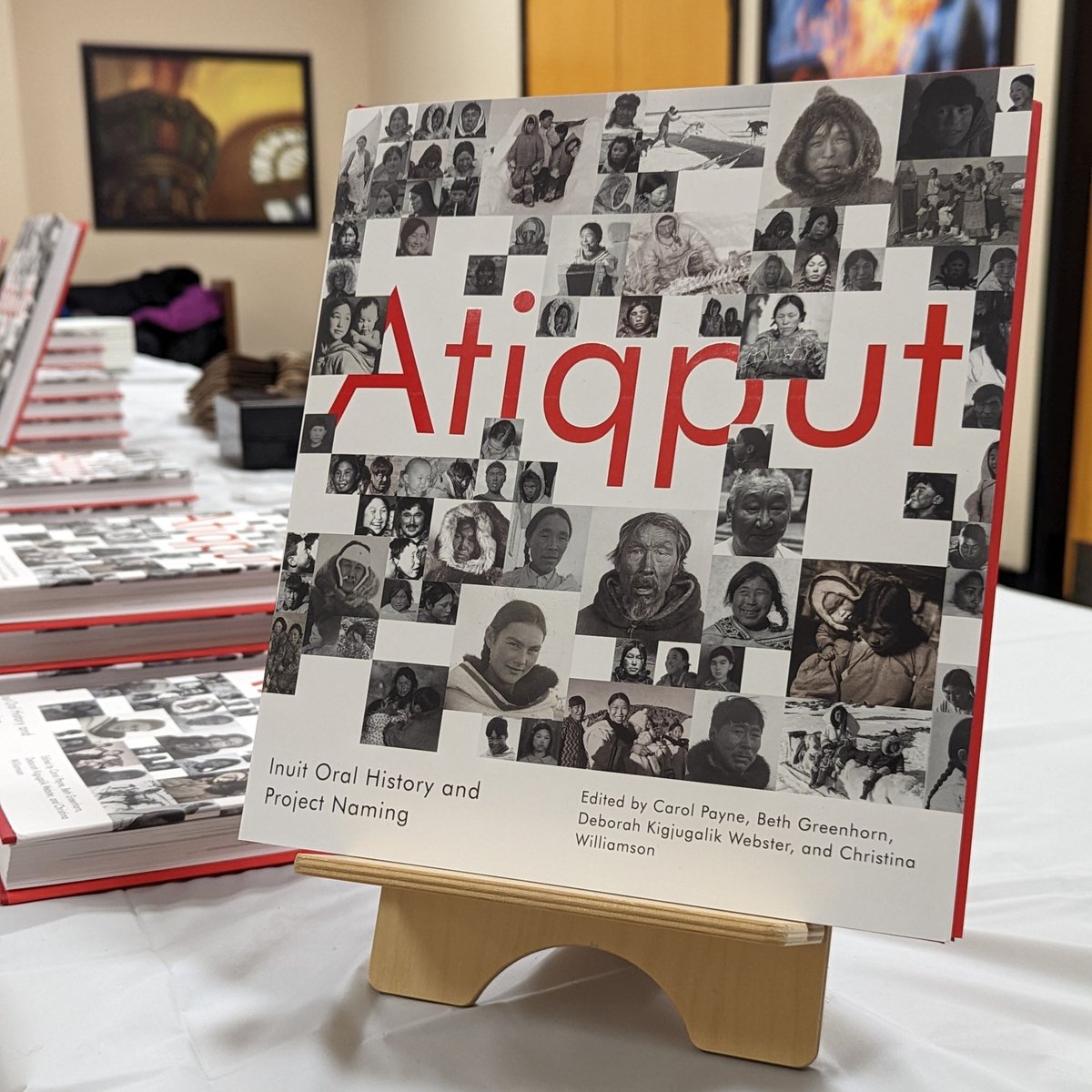 Octopus Bookstore tweet media