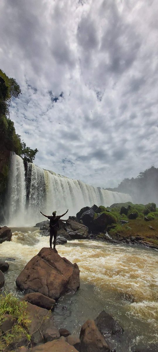 ral_acua's tweet photo. ¿Ya visitaron las Cataratas de Ñacunday? Ubicado dentro del parque nacional ñacunday, en el Distrito de Ñacunday (Dpto de Alto Paraná) el costo por persona es 20.000gs, tiene baños, duchas, estacionamiento, ideal para pasar el día con amigos o en familia. https://t.co/68zONARb6H