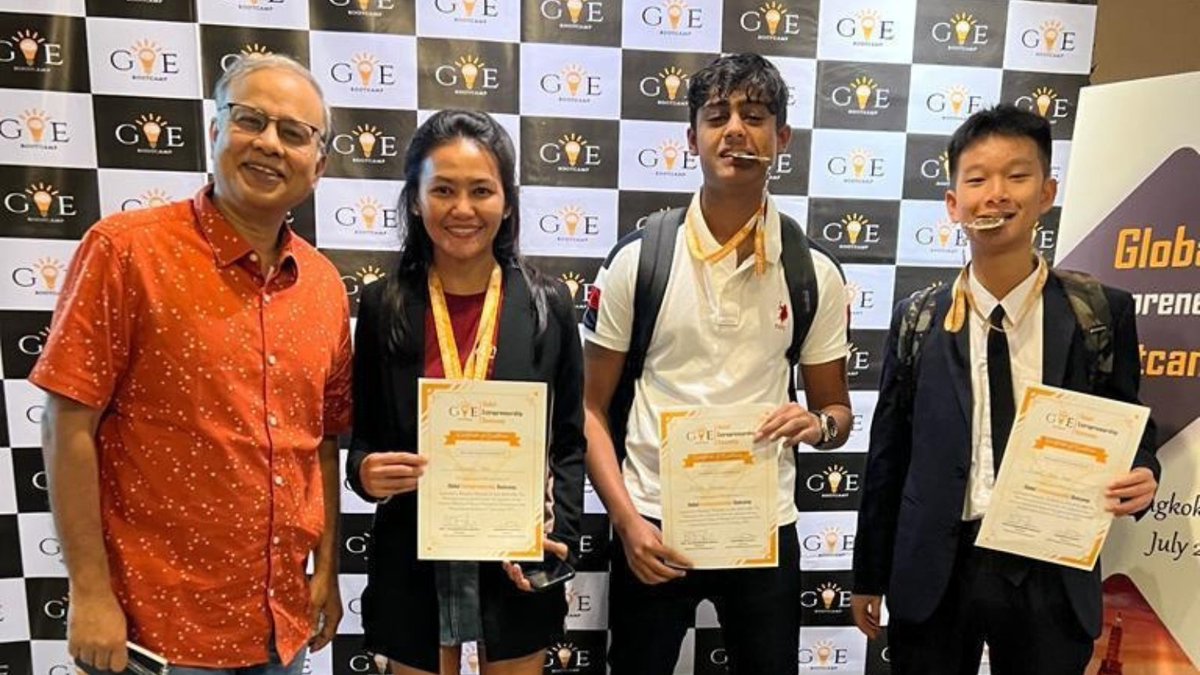commschool's tweet photo. #TBT to when Arjun ’24 won first place at @gebootcamp in Bangkok, Thailand over the summer. His successful business pitch centered on a global football academy that would bring players from Asia to Europe. 

Way to go, Arjun! #MermaidSightings https://t.co/k6jrNkBAYC