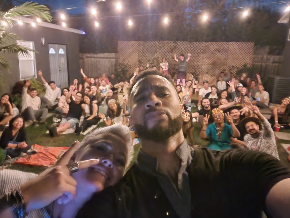 SF1music's tweet photo. LA!!!! You were glorious! 😍
Until next time! @sofarsounds
#sf1music #sofarsounds #sofarla #brookevillanyi #cornbreadent #btellc #losangeles #livemusic https://t.co/g6HJnOhegN