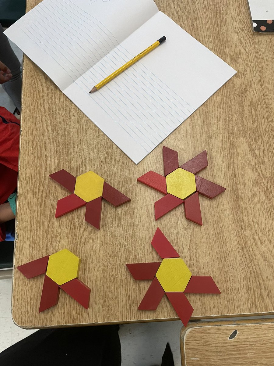 SLRMRSSB's tweet photo. Creating and recording our own increasing or decreasing patterns today.  So many different ideas to share.  Great job everyone!  #DPmathology @DP_math https://t.co/OYgBFcQDTs