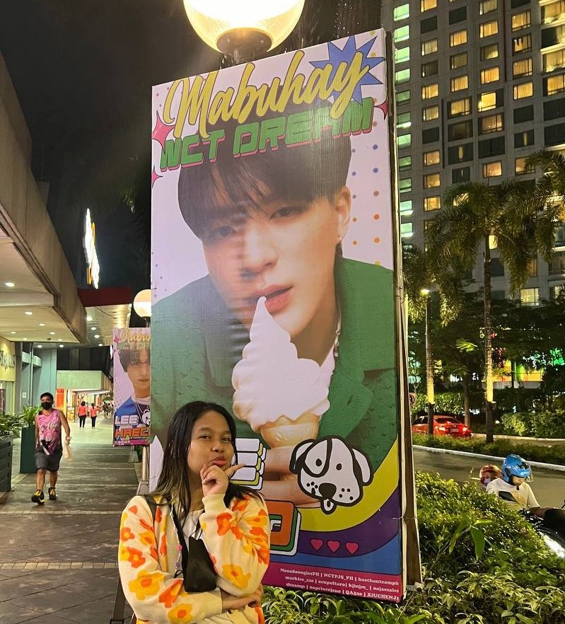 xiaokunloml's tweet photo. JENO Lamp Post Ad for #PoppingWithDREAM #7DreamSugarPopStreet by @00princejeno 🤩🥰 https://t.co/i6UDFreQRa