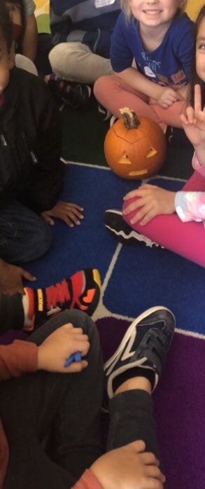 Eileen West tweet media