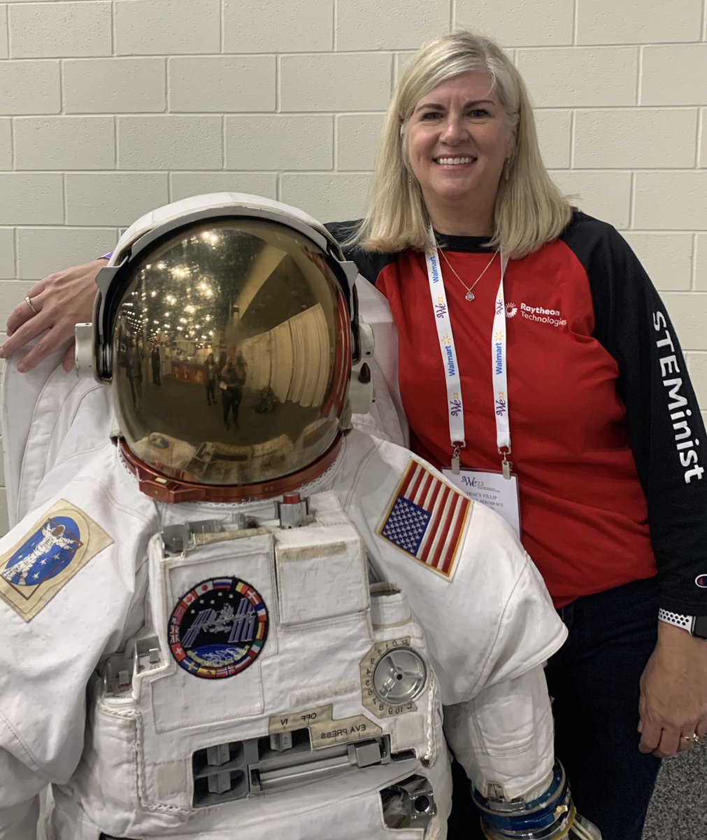 tracyfillip's tweet photo. Grateful for the opportunity to speak about the Extravehicular Mobility Unit (EMU - aka Space Suit) at the annual Society of Women Engineers conference. https://t.co/j0szI5DPyR