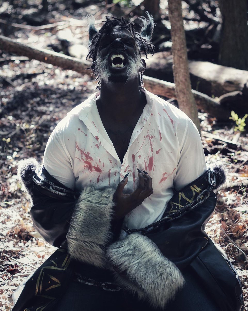 BlackFaeDay's tweet photo. Happy #bipocwerewolfday from our friends @theblackmccoy and @_AROtography_ https://t.co/5tygAITMaq