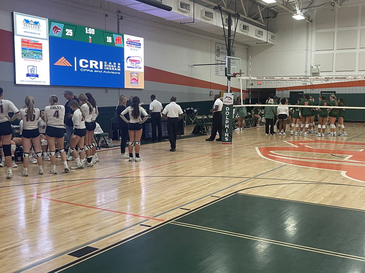 Chiles takes set two and we’re all tied up heading into set three! Find out who takes the Class 6A District 2 title tonight on @WMBBTV at 10! @chilesvball @mask_coach @AlisonPosey14