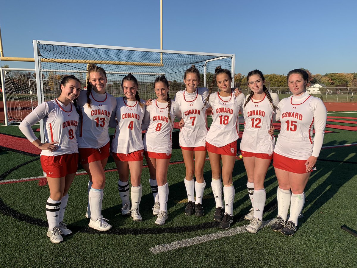 ConardFh's tweet photo. Great 4-1 win on Senior Night! Congratulations to our 8 Seniors! Your dedication and hard work will be missed next year. #redwolves @CHSWHAthletics https://t.co/B7wFgY4LQh