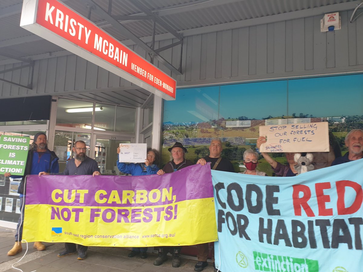 Getting the #BigBadBiomass message out today at the office of the MP for Eden-Monaro. Burning native forest wood to generate electricity is NOT clean, green or renewable.