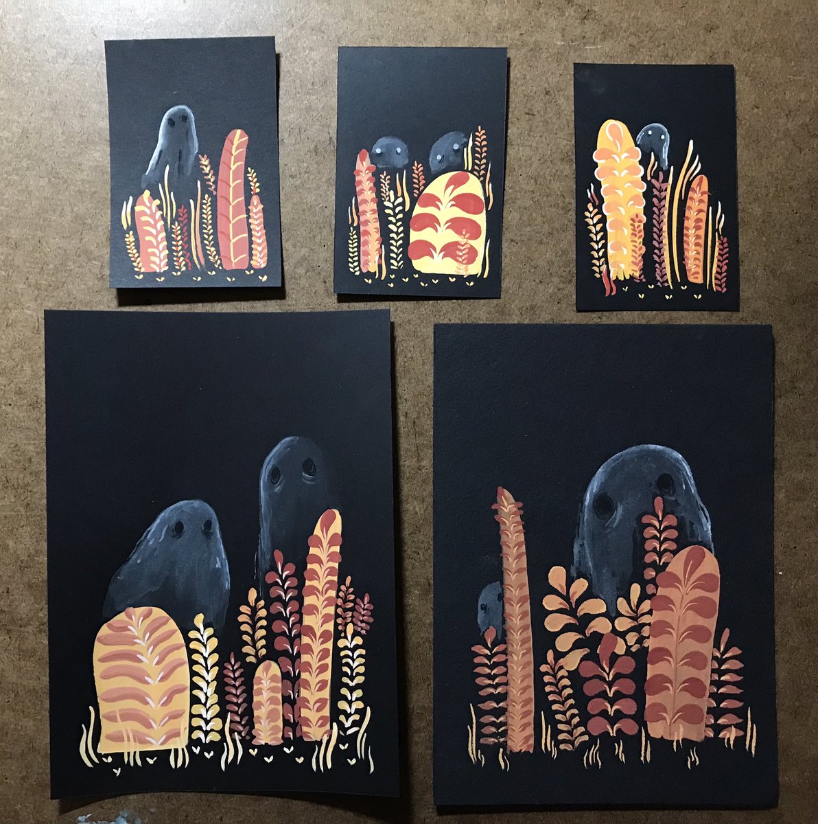 EmilyZelasko's tweet photo. From freshly painted garden spooks pair well with todayโs prompt #mostlyghostly.
#mabsdrawlloweenclub2022 #mabsdrawlloweenclub #emilyzelaskoart #halloweenpainting #ghost #spookyart #painting #cuteghost https://t.co/nnbTM9UY9R