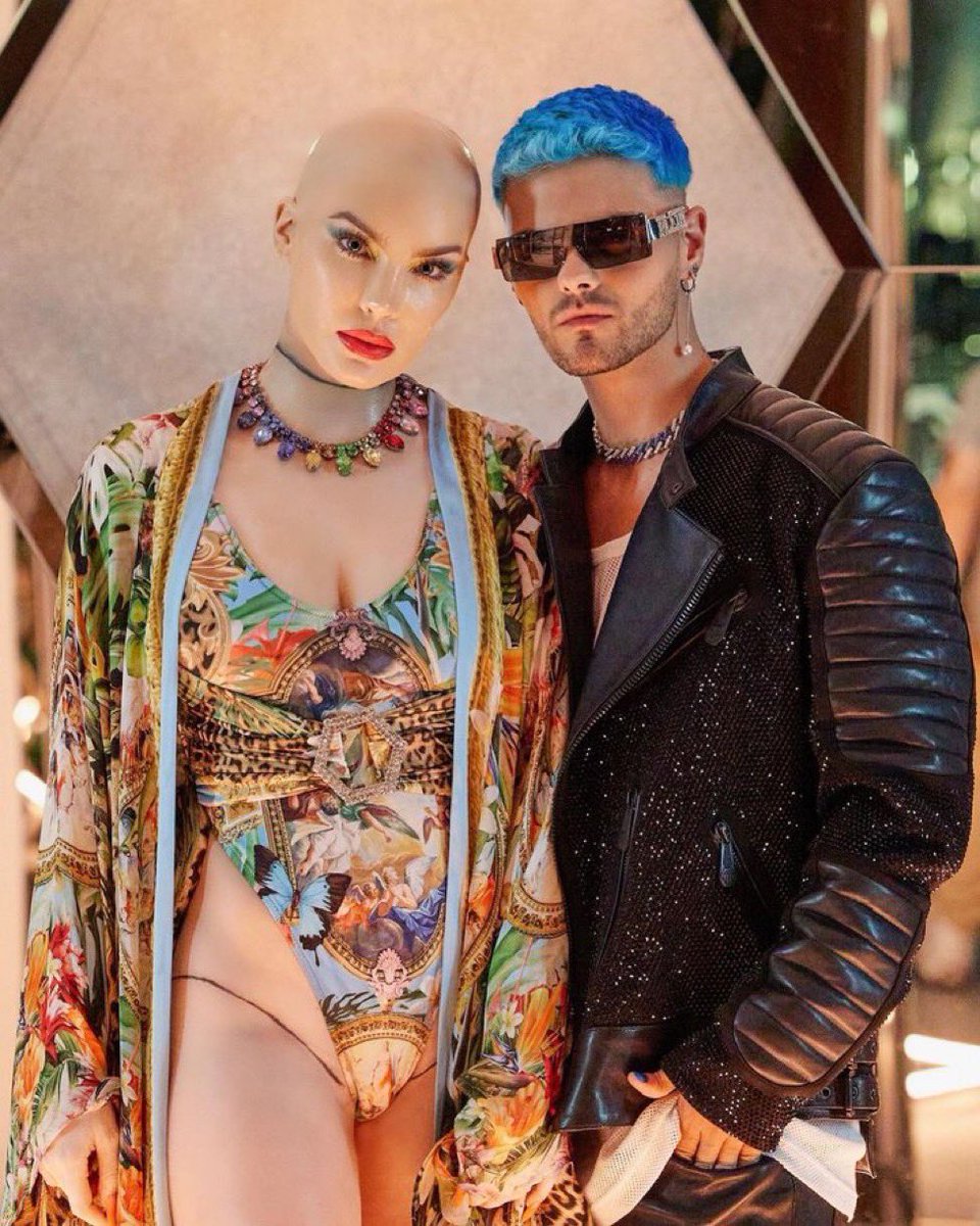 AzaelArellanno's tweet photo. Noticias: @belindapop  y @AbrahamMateo  Estrenan nueva canción  🤩🤩🤩
La gente: Ya andan !😂😂😂😂 #ganandocomosiempre #beli https://t.co/mlmrAlpwVc