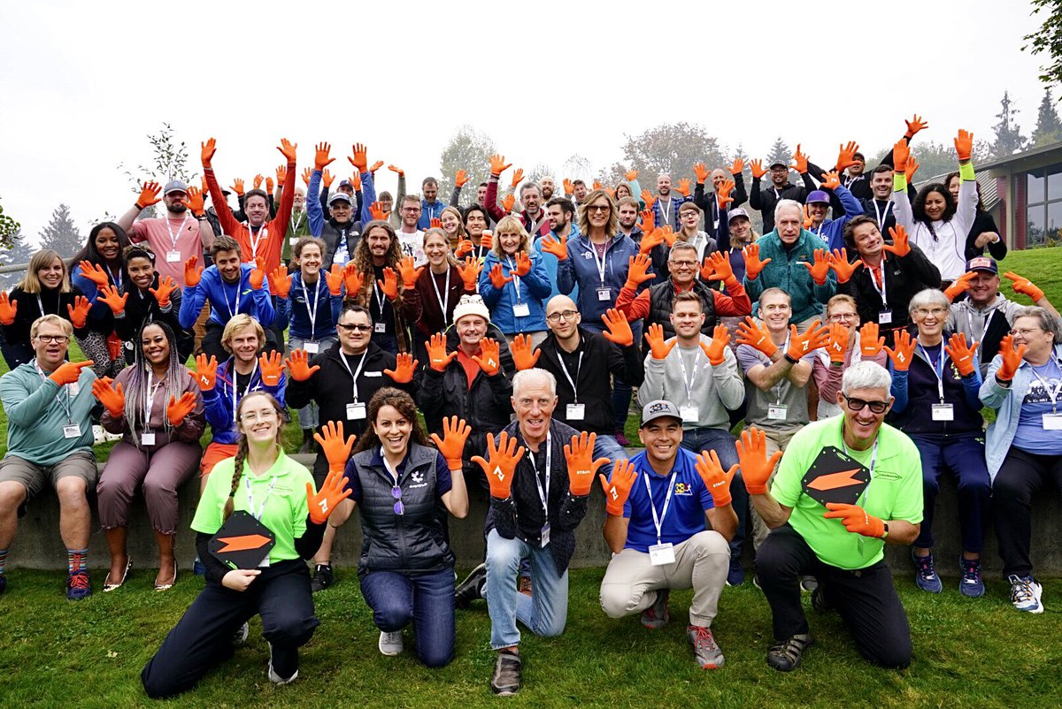 ATRAtrailrunner's tweet image. Thank you for the orange gloves @Strava! We love them here at the US Trail Running In Mukilteo, WA! 🧡 @TrailConference #🧤#TrailRunning