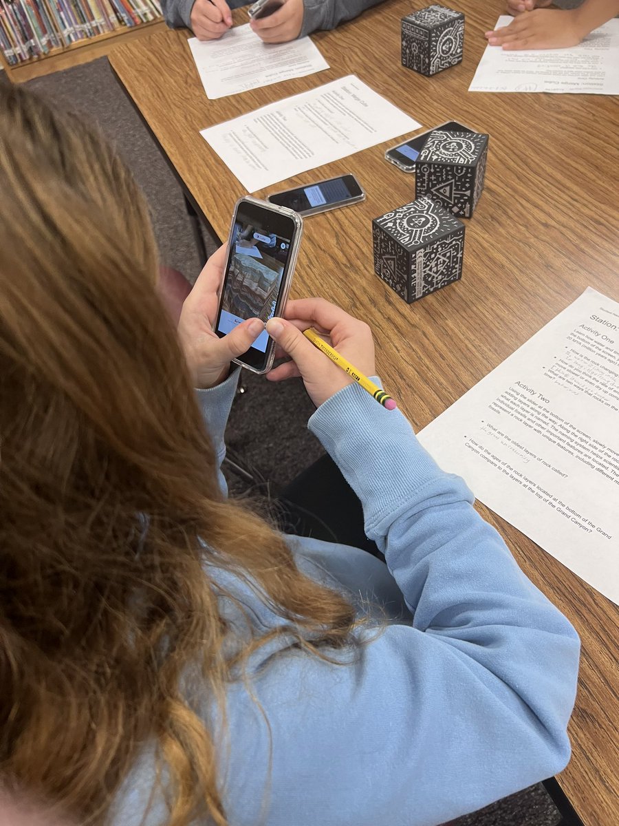 Kendall Elementary Library tweet media