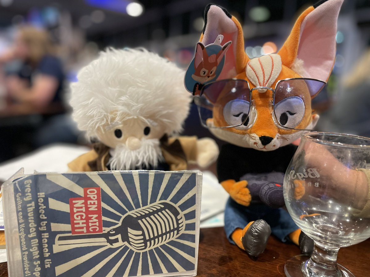 lilprgidget's tweet photo. Brandy and Ein are ready for Halloween 🎃! @_kahoward and I want to thank you 😊 for joining us. #Trailblazers #MarketingChampions #MomentMarketers https://t.co/t4KJNTvBGh