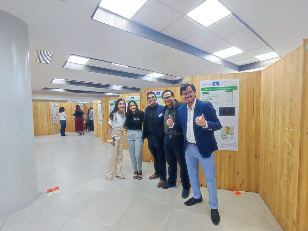 gissc_espol's tweet photo. Además pudieron compartir ideas y formar futuras colaboraciones con varios miembros de la comunidad académica.
#ParesONones #ESPOL #GISSC 🤩🤩💫🌎🛰️ https://t.co/1OfzjdwgyH