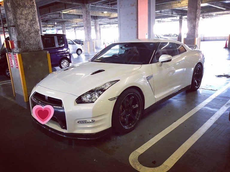 varissard's tweet photo. 今日の過去車
#GTR
#gtr
#ワンガンブルー
#R35
#R35GTR
#35GTR
#NISSANGTR
#my22
#wangan_blue
#r35
https://t.co/GftHLJDKjn
#Rsmeetingで会いましょう
#Rsmeeting https://t.co/w9L9QdgIv7